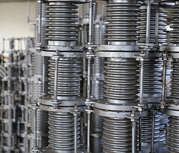 概述波紋補償器對管道的保護作用