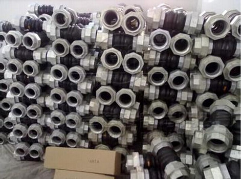 絲扣橡膠接頭和風機盤管接頭的區別